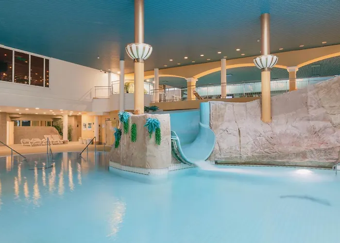 Club Turun Caribia Superior アパート トゥルク